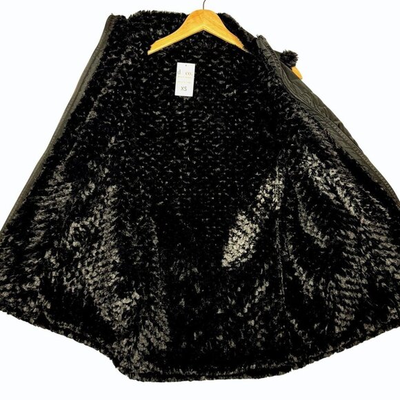 Denim & Co Reversible Zip Front Textured Faux Fur Quilted Vest Size XS Capsule - Picture 7 of 13